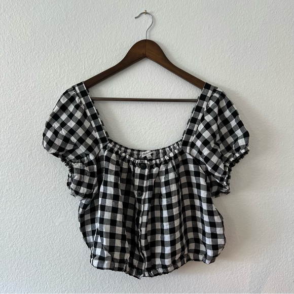 Madewell Linen-Blend Puff-Sleeve Button-Front Crop Top in Gingham Check - Picture 2 of 9